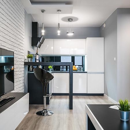 شقة Rentplanet - Odra Tower فروتسواف المظهر الخارجي الصورة